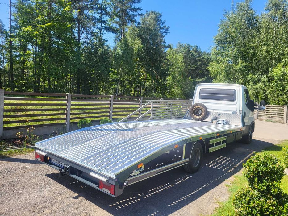 Renault master zabudowa autolaweta pomoc drogowa Nowpol