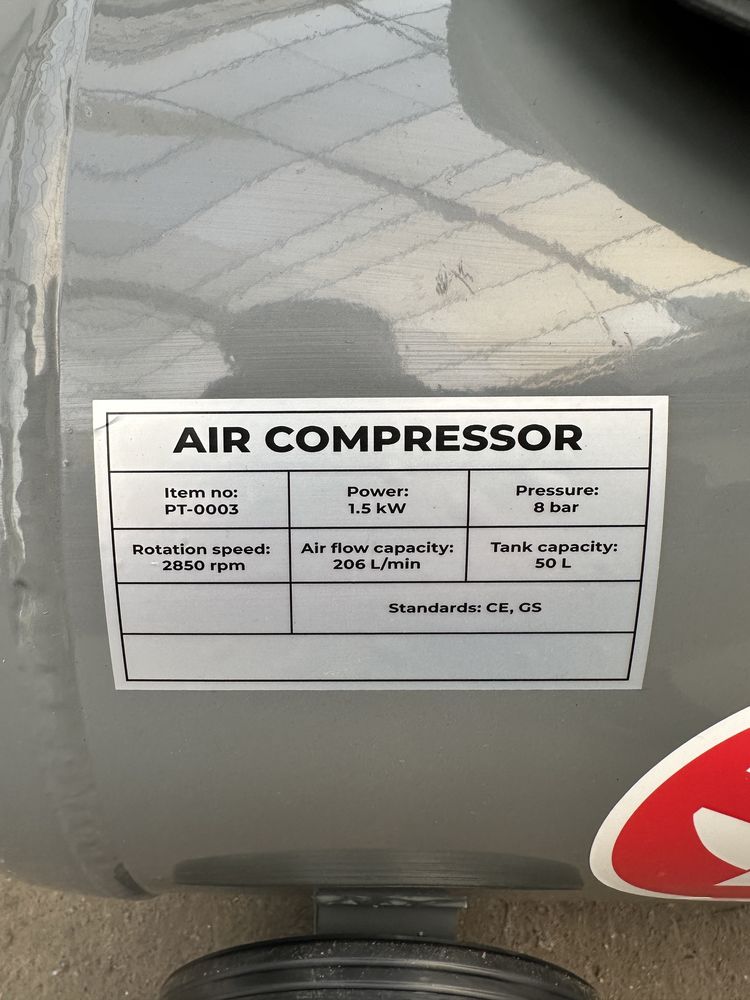 Компрессор 50л, 1.5кВт, 220В, 8атм, 206л/мин. PT-0003 Intertool