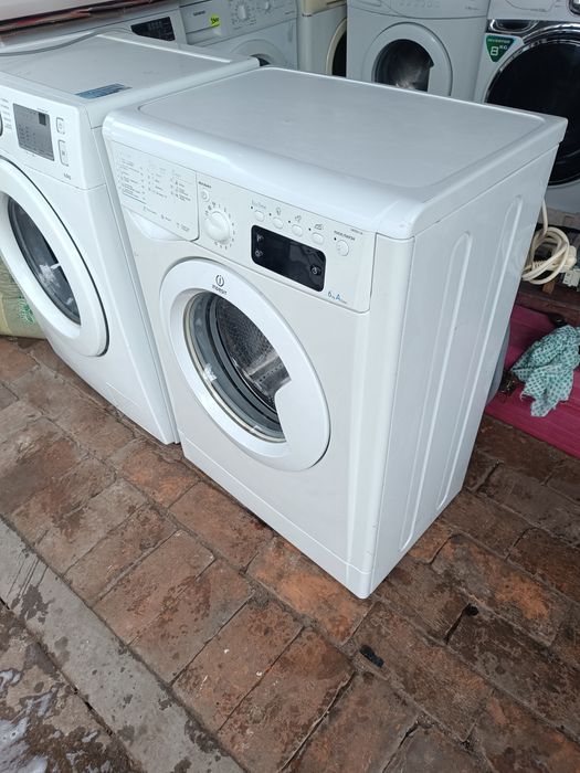 Пральна машинка indesit IWSE6128