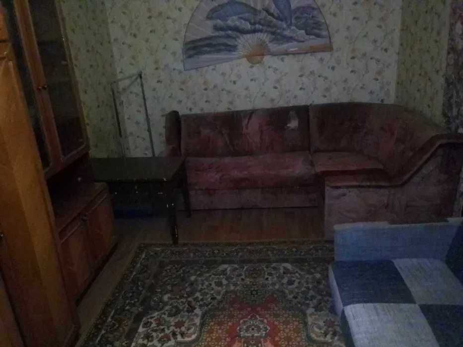 здаю 2 Кім.Кв (ЦЕНТР)Меблі+Пральна маш. Холодильк.ТВ. Гаряча Вода 24-7