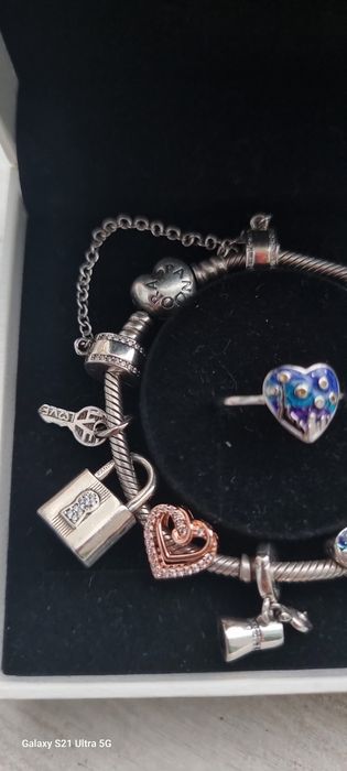 Пандора шарми підвіски