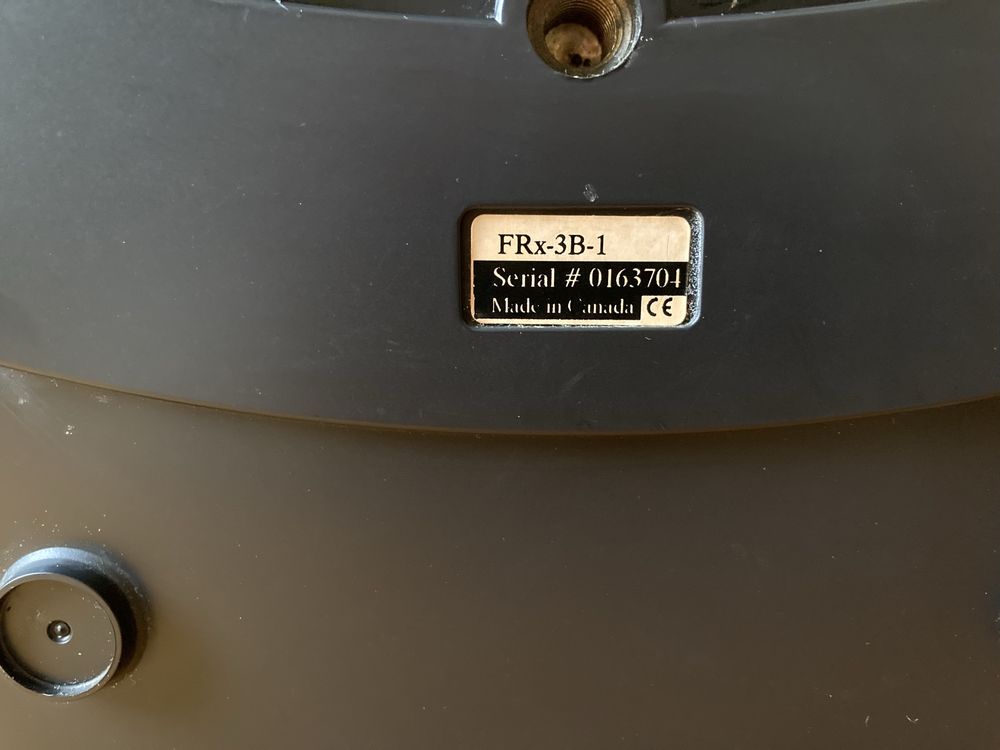 Colunas Mirage FRX- 3B -1 pretas