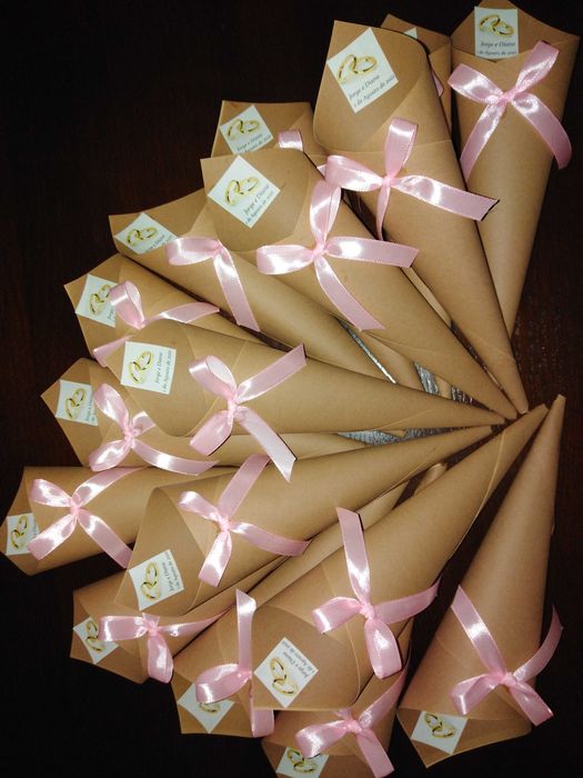 Cones de arroz casamentos e festas criancas