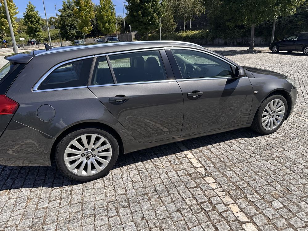 Opel insignia 2.0 130cv  2011/02