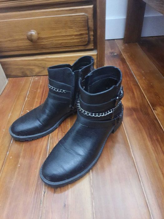 Bota H&M 39 em impecável estado