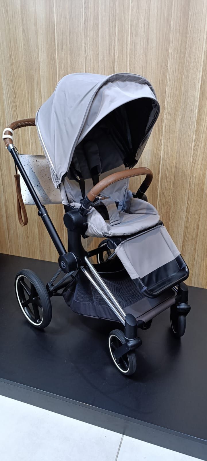 Cybex Priam wózek 2w1 lub 3w1 z rozkładanym fotelikiem i akcesoriami
