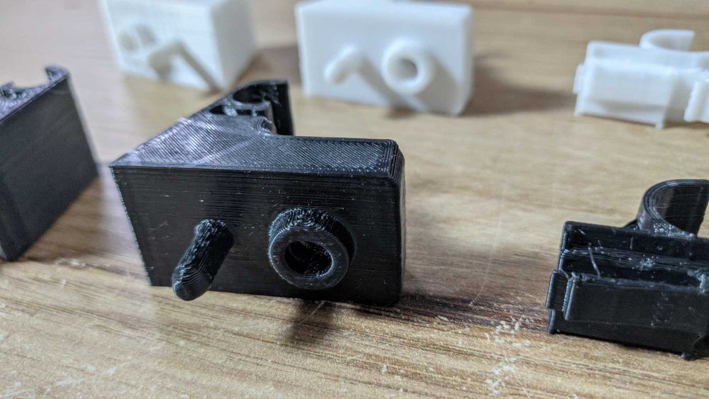 Fiat grande punto uchwyt do daszka przeciwsłonecznego