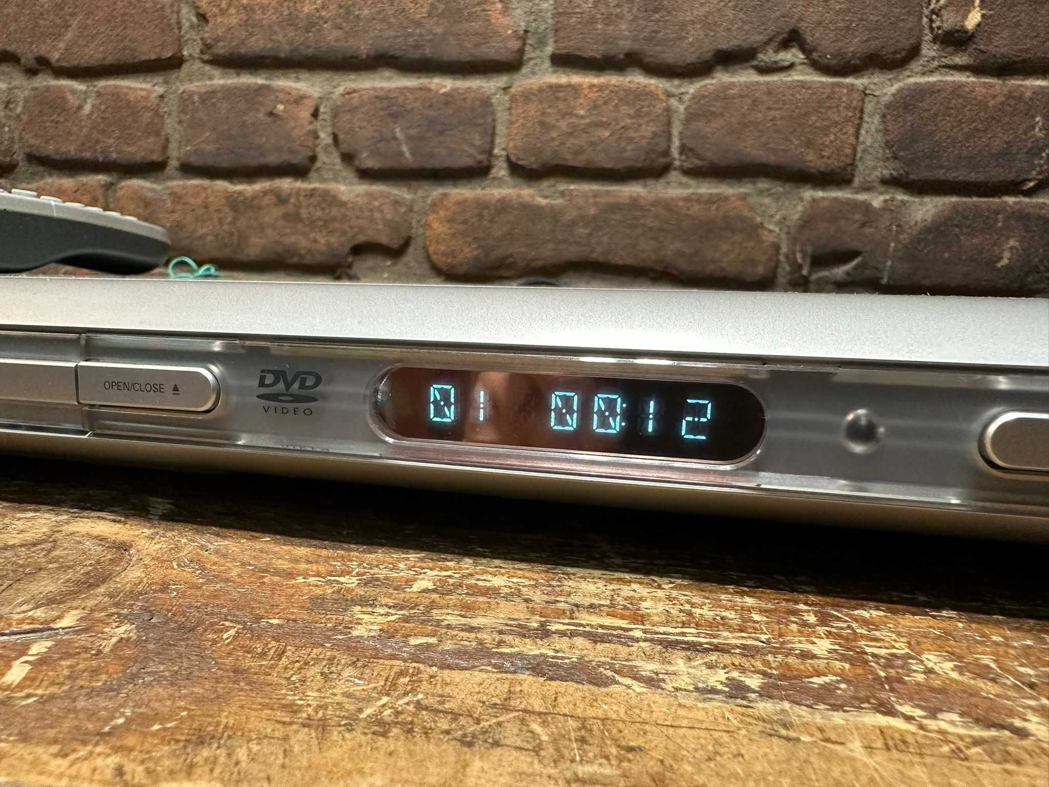 Odtwarzacz DVD Philips 630 z Pilotem