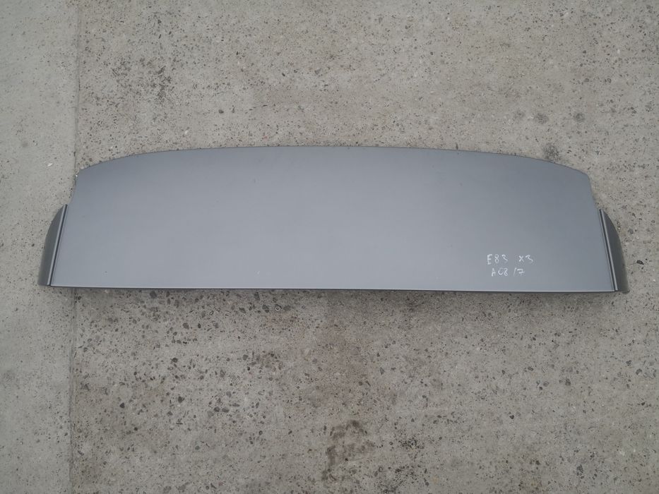 Blenda tylnej klapy górna BMW X3 e83 silbergrau A08/7