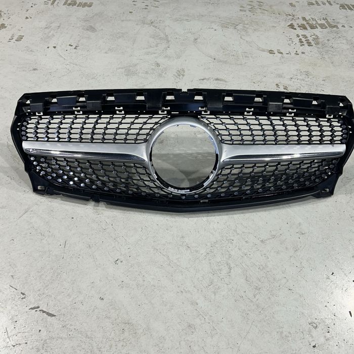 Grelha Original Mercedes CLA C117