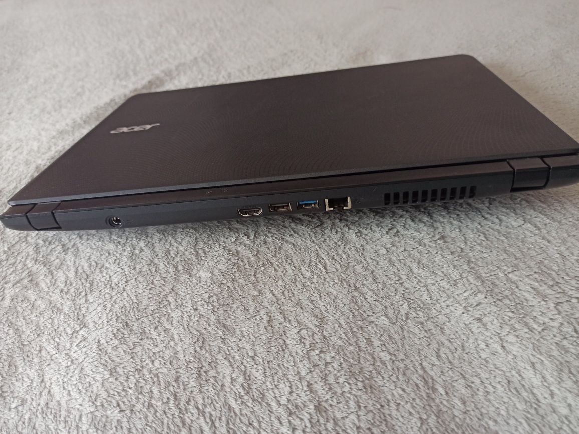 Ноутбук Acer Aspire ES1-533