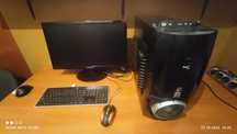 Komputer stacjonarny+monitor+klawiatura+mysz