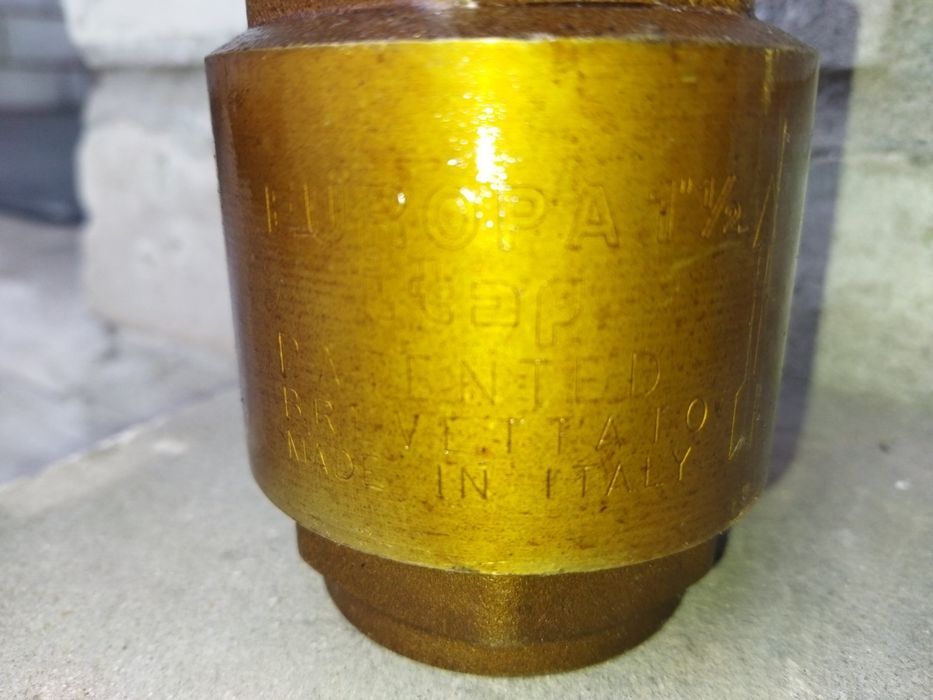 Клапан обратный зворотній 1 1/2" латунь Италия