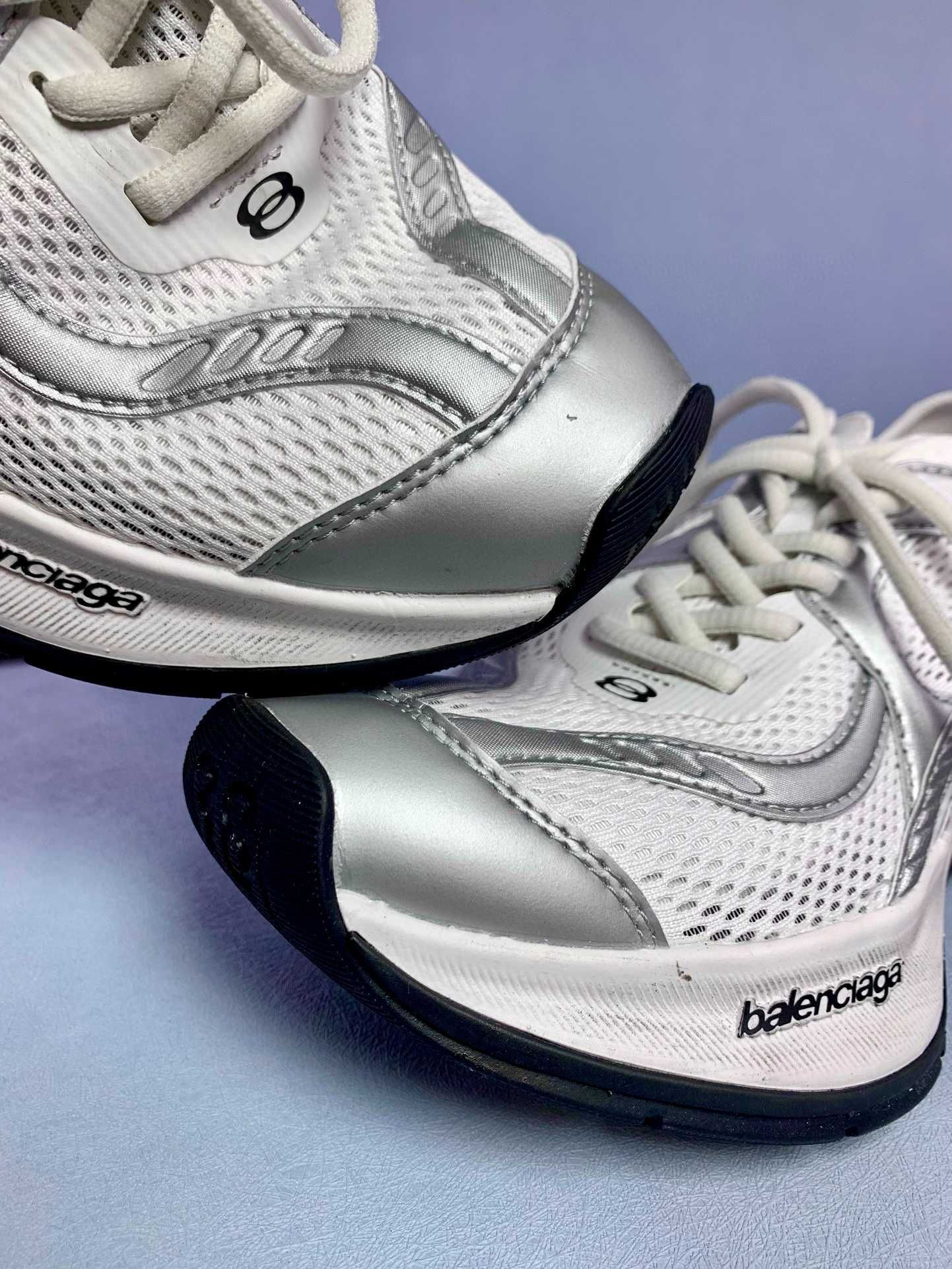 Balenciaga Circuit Sneaker Worn-Out White Silver кроссовки баленсиага