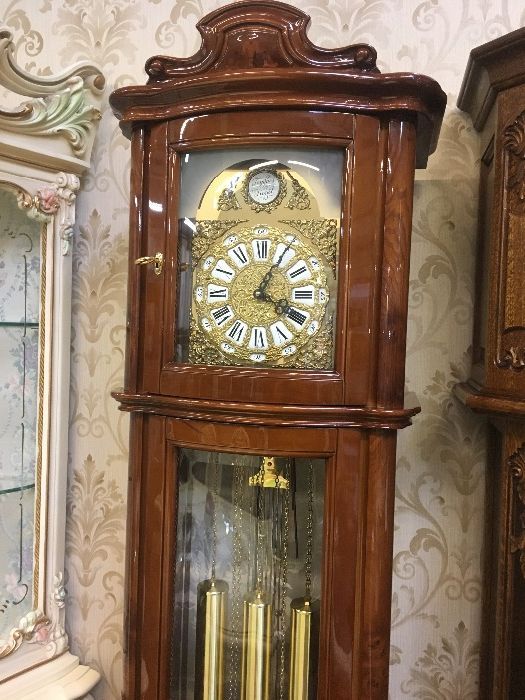 часы напольные, напольний годинник