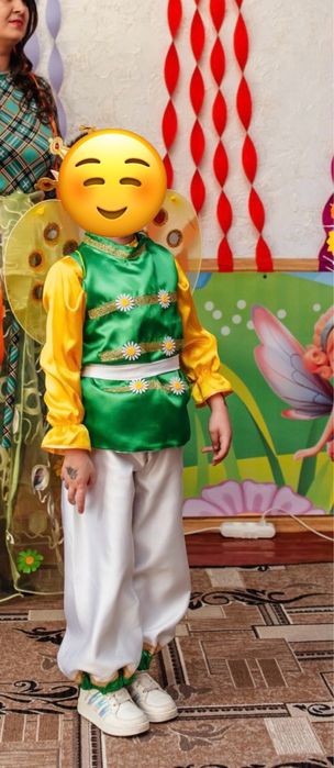 Костюм вовчика , промінчика, жабки , гусака, курочки та зайчика