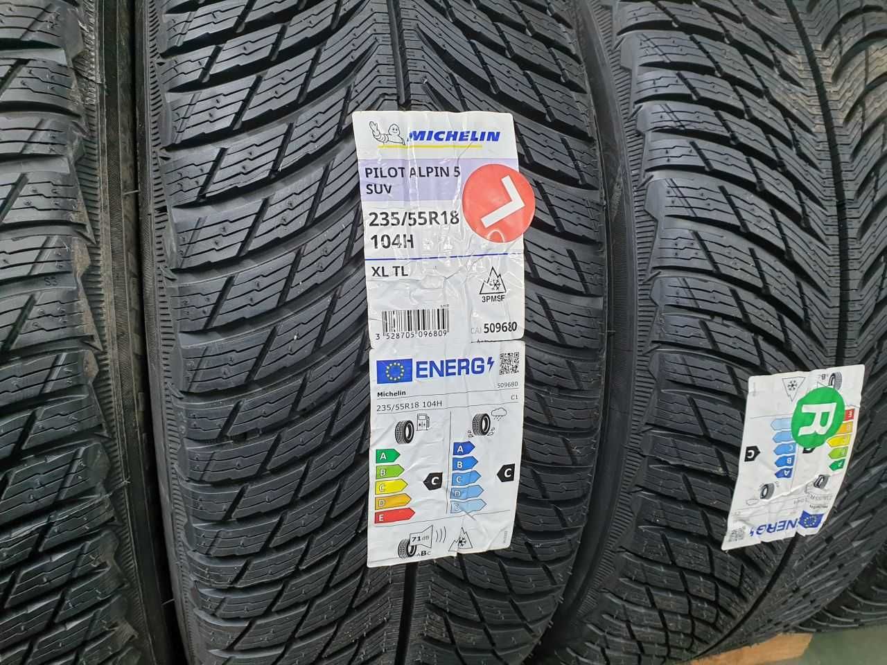 Cztery Nowe Opony zimowe 235/55R18 8,8mm Michelin Pilot Alpin 5 SUV