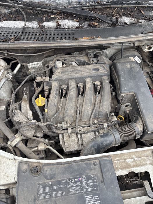 Разборка дачия рено сандеро 2014 1.6 бензин