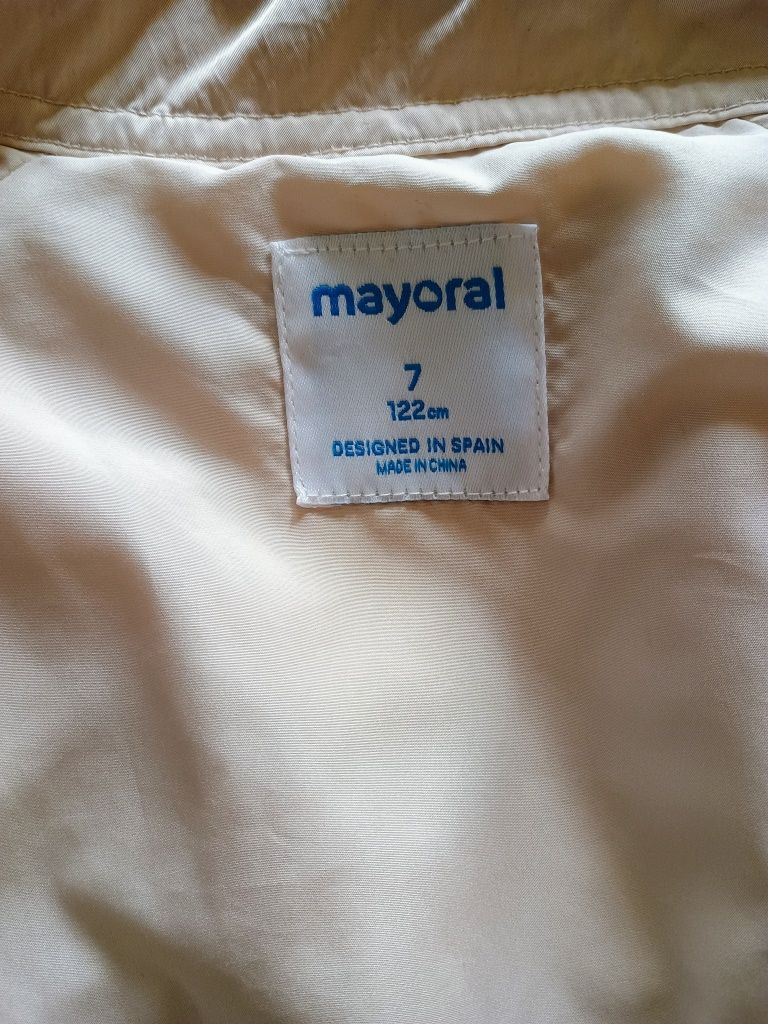 Płaszczyk dziewczęcy Mayoral rozmiar 122