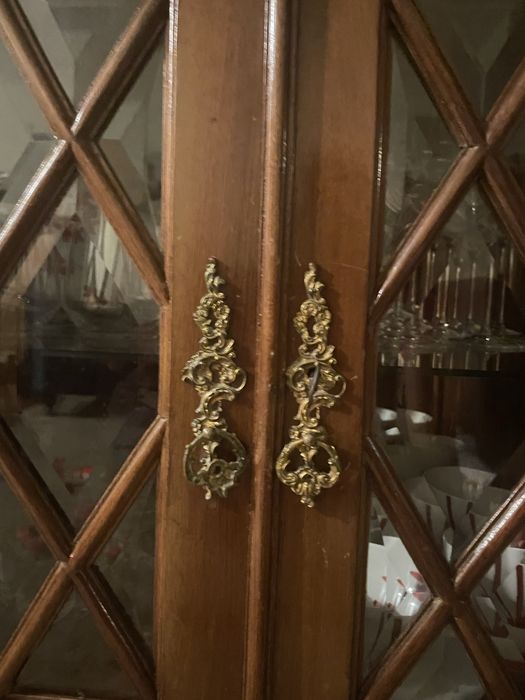 Móvel aparador louçeiro antigo