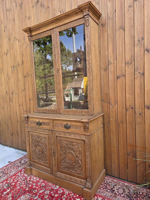 Neorenesansowy rzeźbiony kredens witryna jasna dąb #1932 Stylowy Węgró