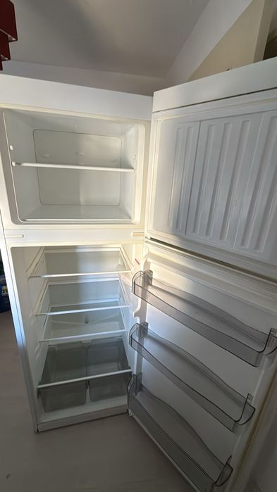 Frigorífico em bom estado ,Lavantar em Olivais