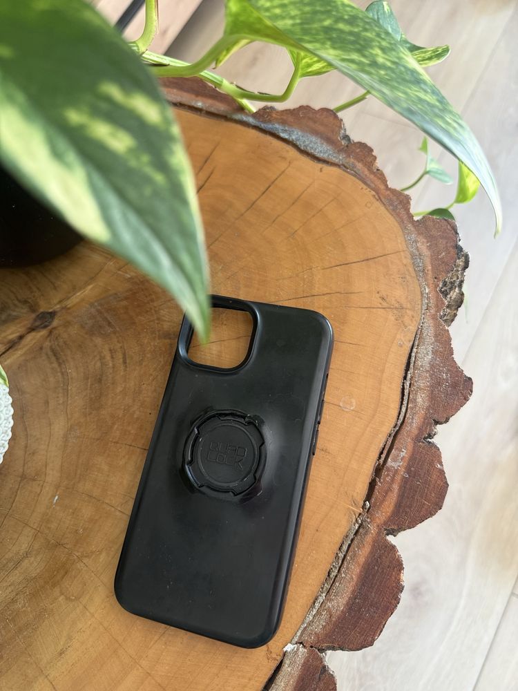 Quadlock iphone 14