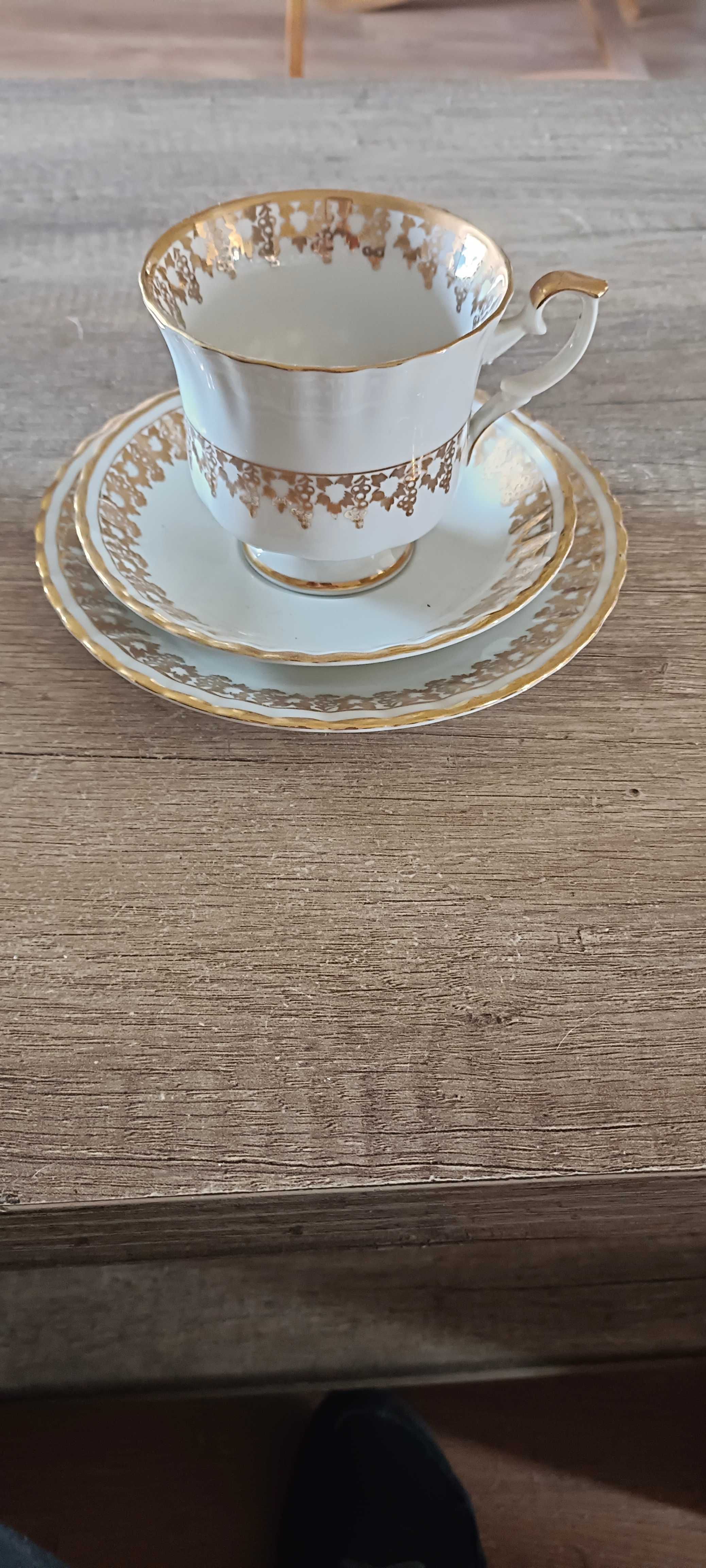 Porcelana do 1 komunii Świętej ręcznie malowana