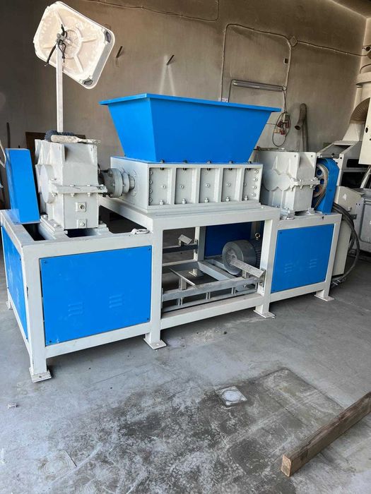 Młyn rozdrabniający wolnoobrotowy przemysłowy Fante FT2S 800 Shredder