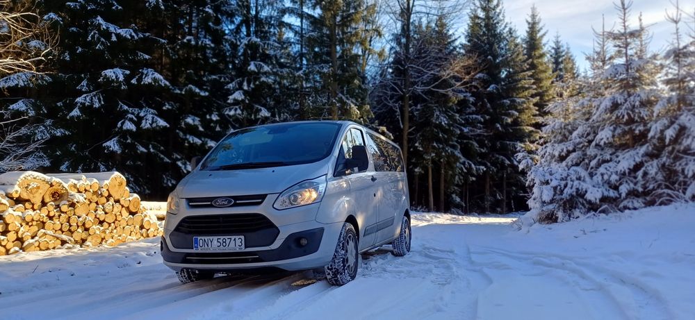Wynajem busa 9-osobowego/ Przewóz osób/Transport/ Lotniska wesela