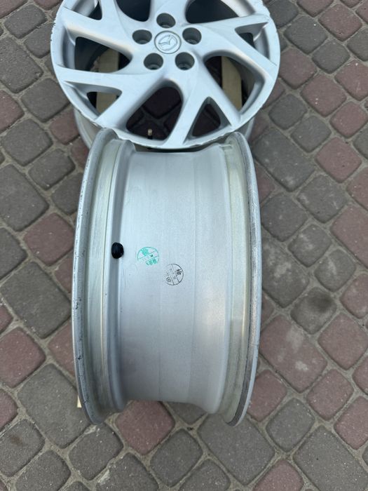 Легкосплавні диски Mazda r18