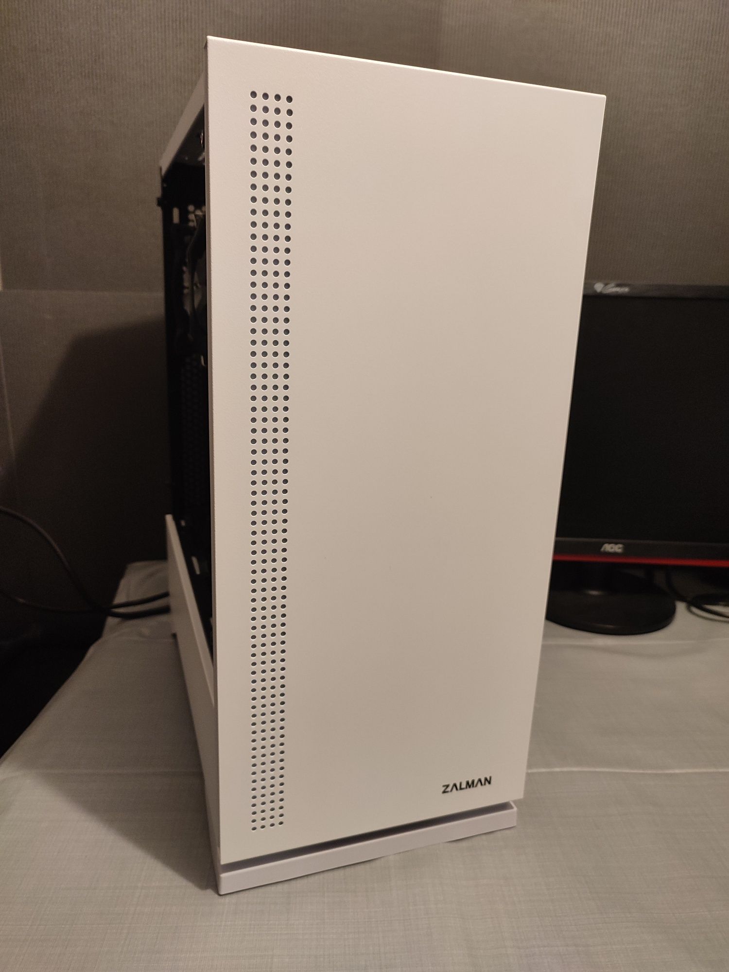 Komputer gamingowy I5 10400f, 32GB DDR4, Rog Strix RX5700XT