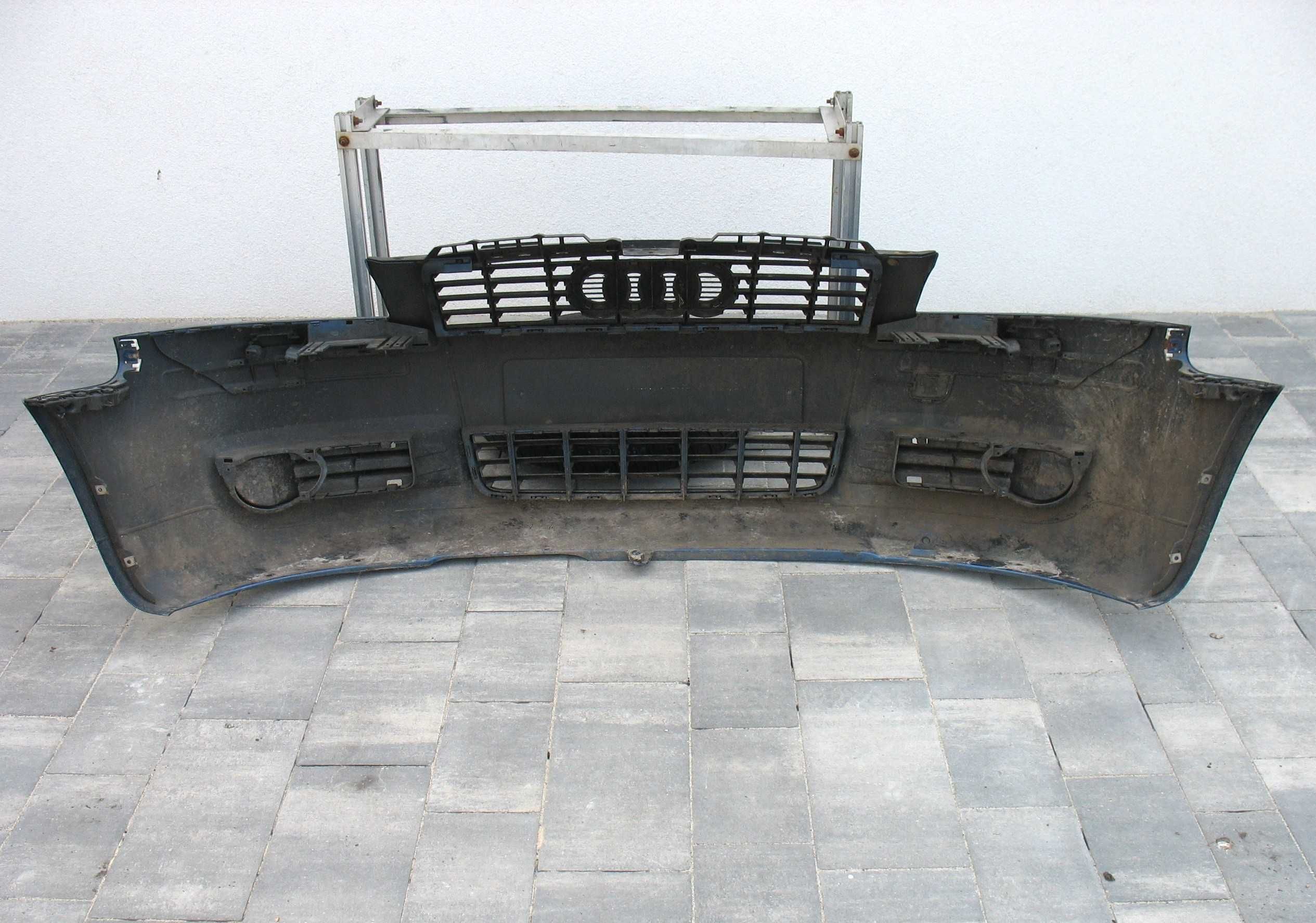 Audi A3 8P zderzak przód LZ5C mały grill