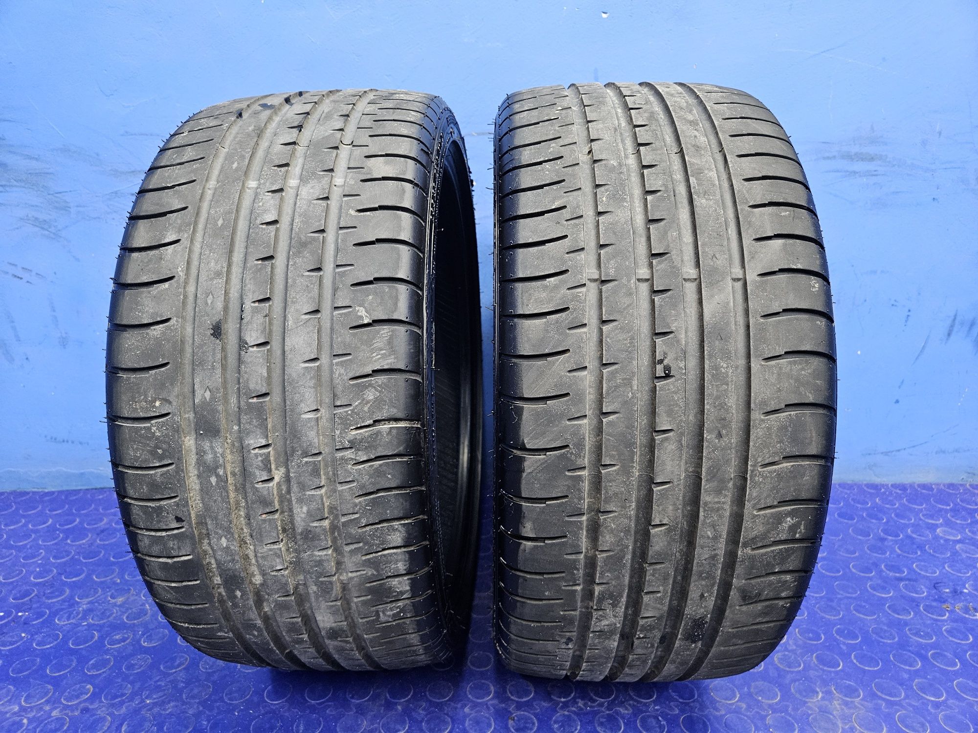OPONY całoroczne ACCELERA PHI 235/35 R19 wielosezon zestaw