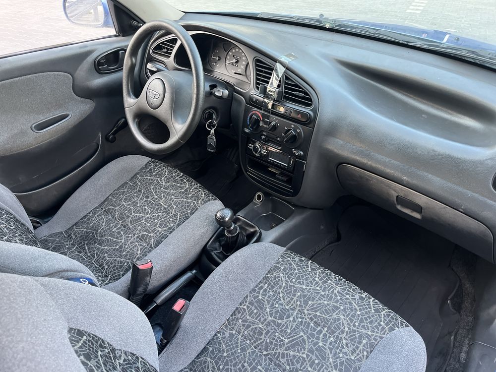 Daewoo lanos 2007 рік 1,5 бенз