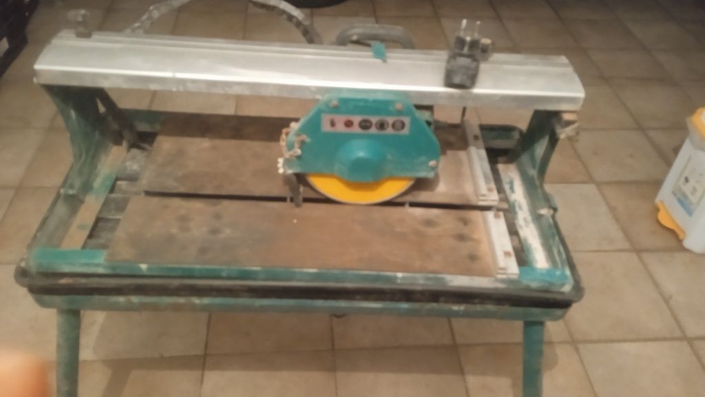 Máquina de cortar mosaicos