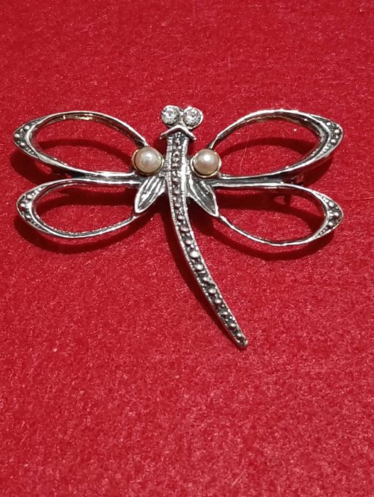 Alfinete de Peito Libelinha em Prata