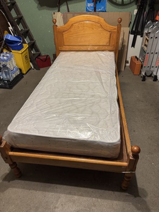 Cama solteiro com oferta colchão Madeira Maciça Pinho