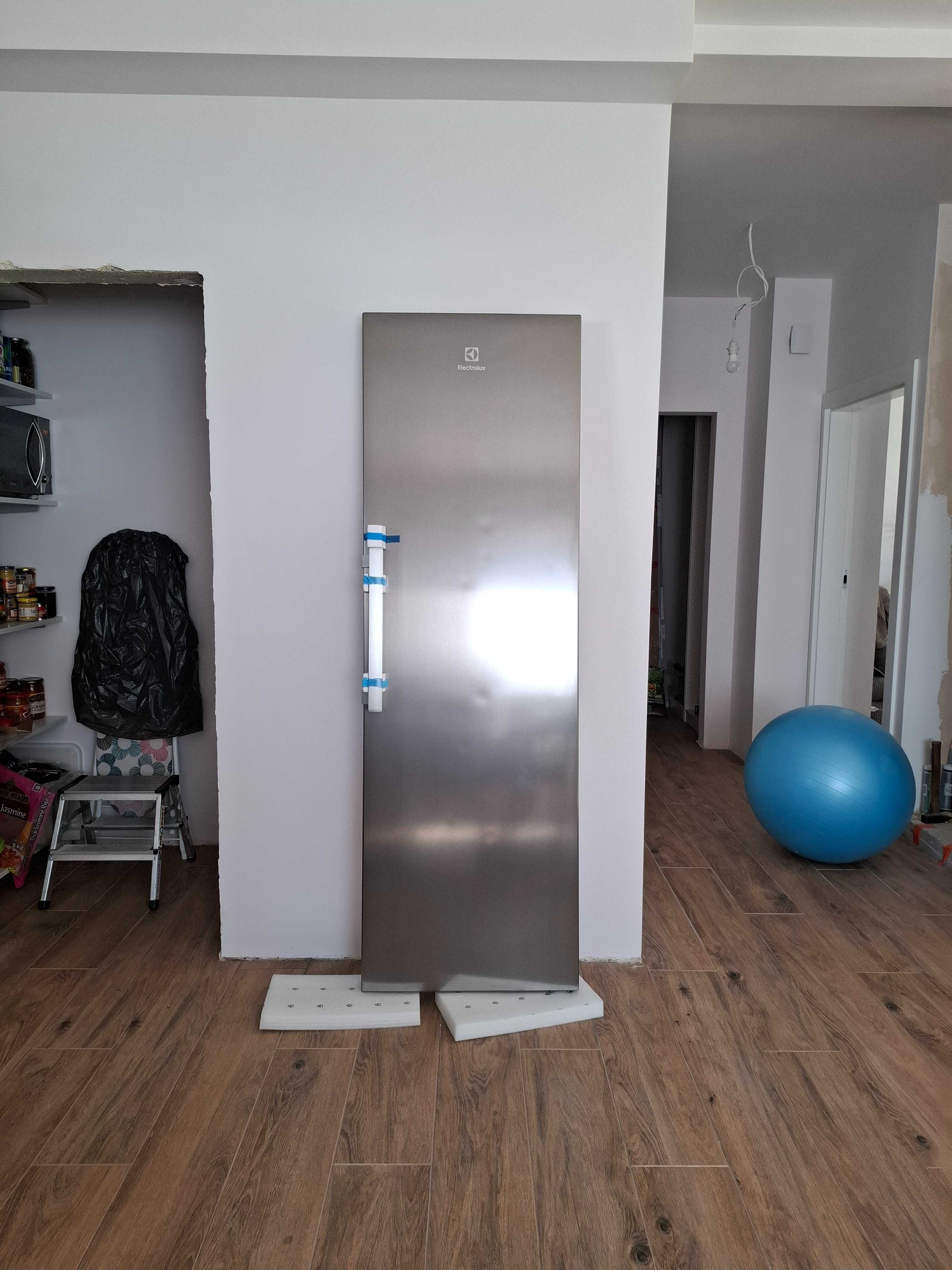 Drzwi lodówki Electrolux LRT6ME38U2 szare/stal nierdzewna