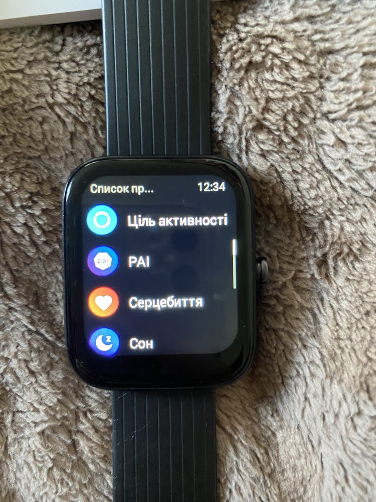 Годинник Amazfit bip 3