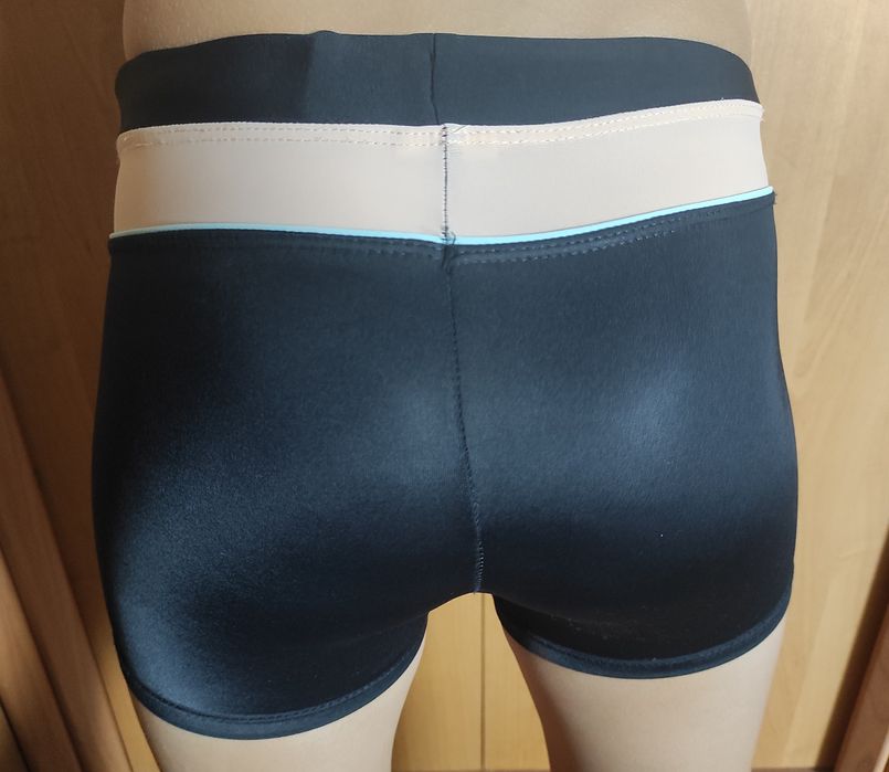 Kąpielówki bokserki pirat r.134-140