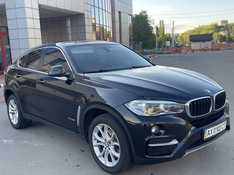 Продам Официальный автомобиль BMW X 6 X-Drive. 2117 гв