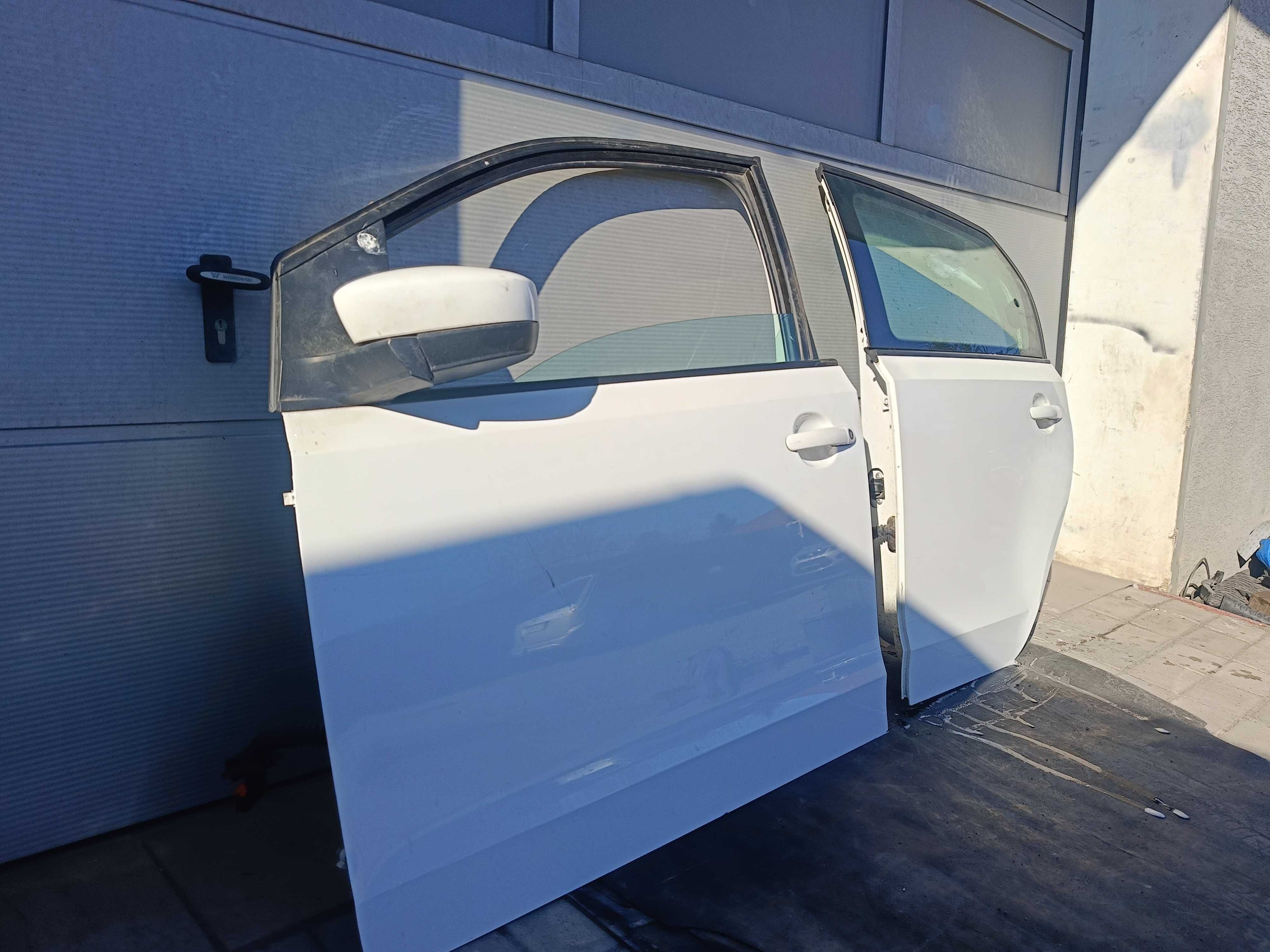 Drzwi Lewy Przód / Lewy Tył Volkswagen UP / Seat MII / Citigo / LB9A