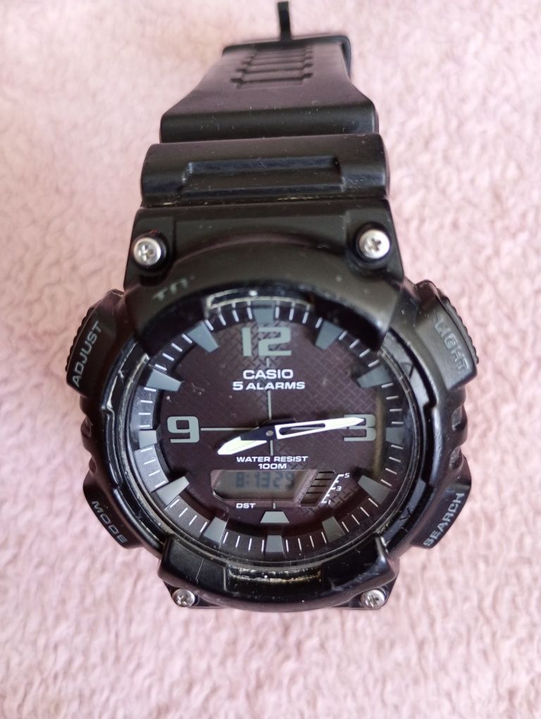 Zegarek CASIO AQ-S810W