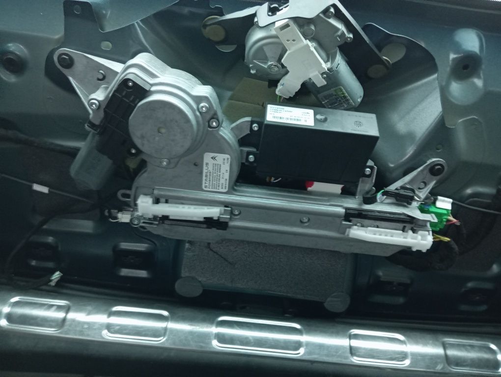 Silnik klapy bagażnika citroen C5 x7