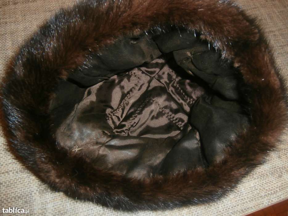 Szalik z norek + 2x czapka w tym toczka kpl ciemno brązowe Poznan