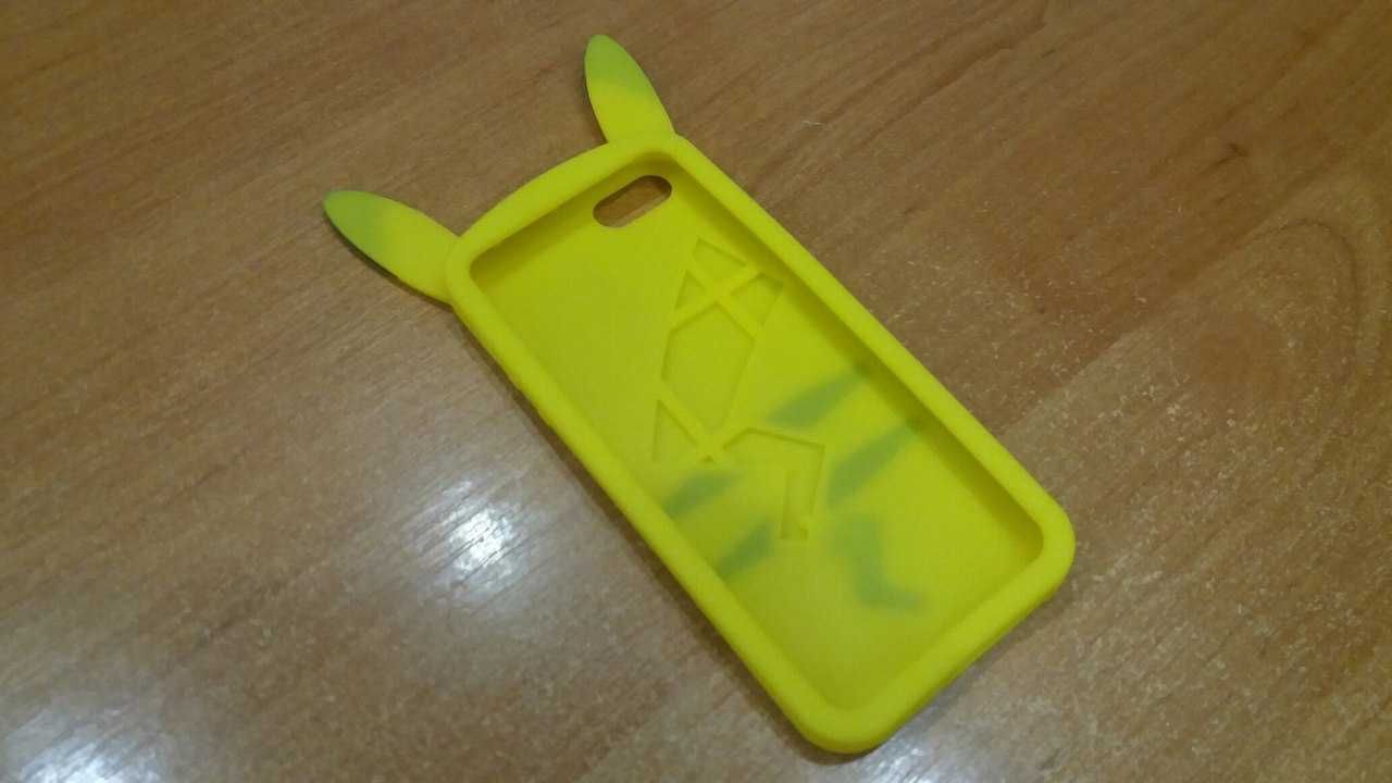 Силиконовый стильный Пикачу Silicone Cas 5 / 5S / SE