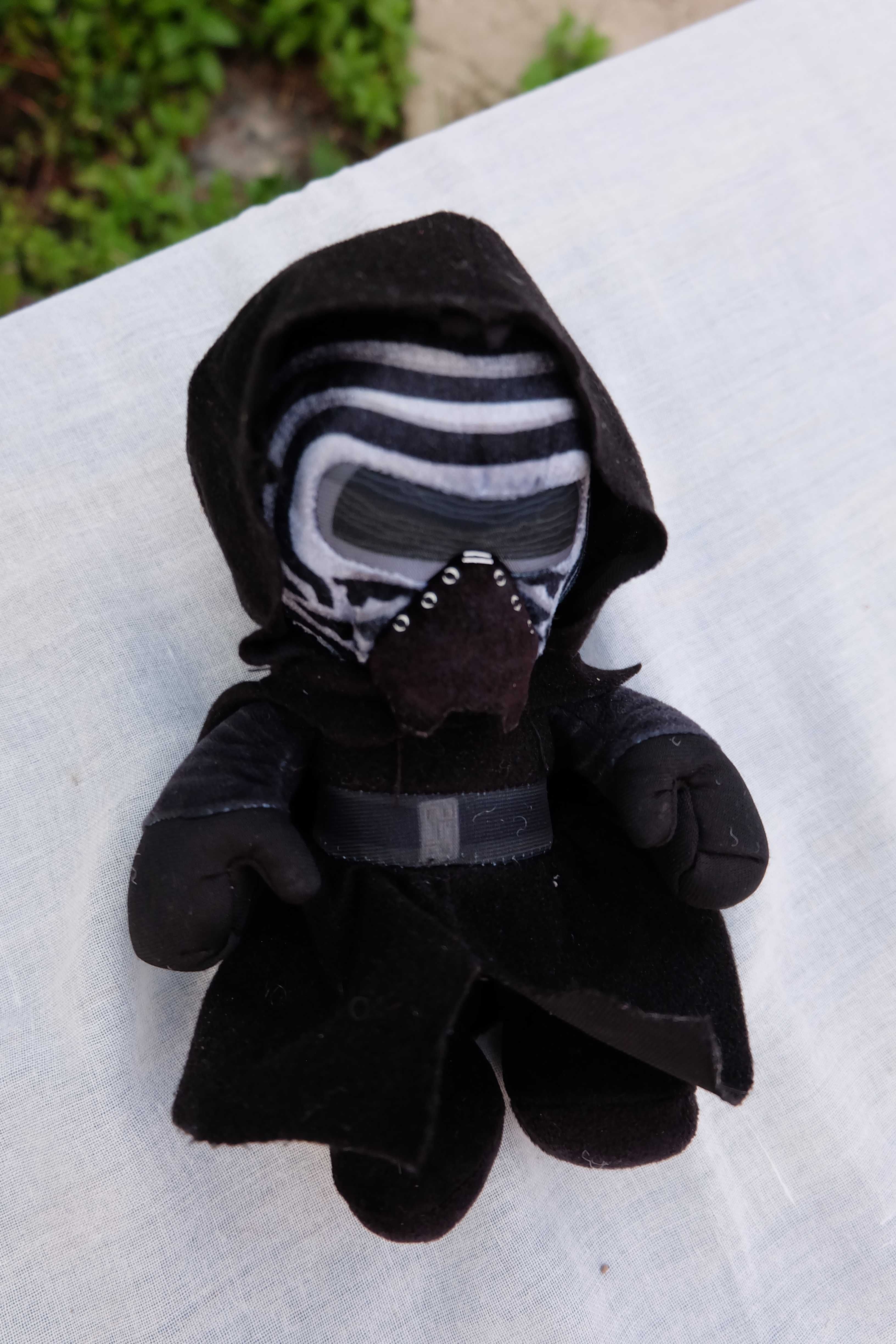 Kylo Ren maskotka Star Wars 20 cm