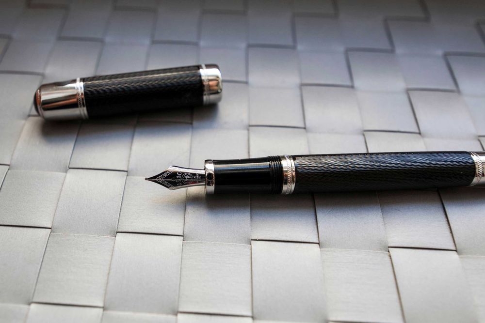 Pióro MONTBLANC Jules Verne MONT BLANC czarne wieczne Fountain + Etui