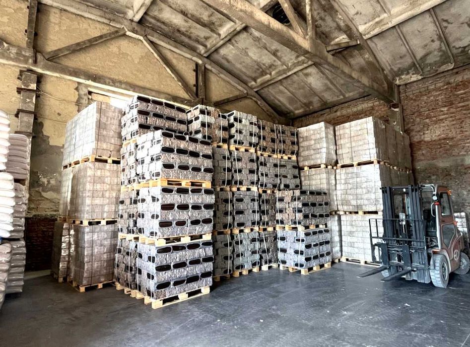 Екологічні брикети NESTRO, PINI KAY, RUF — чисте тепло без диму